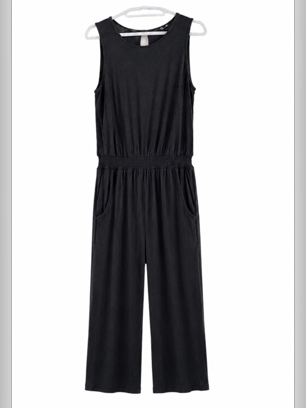 Black Sleeveless Wide Leg Jumpsuit with pockets. Size M